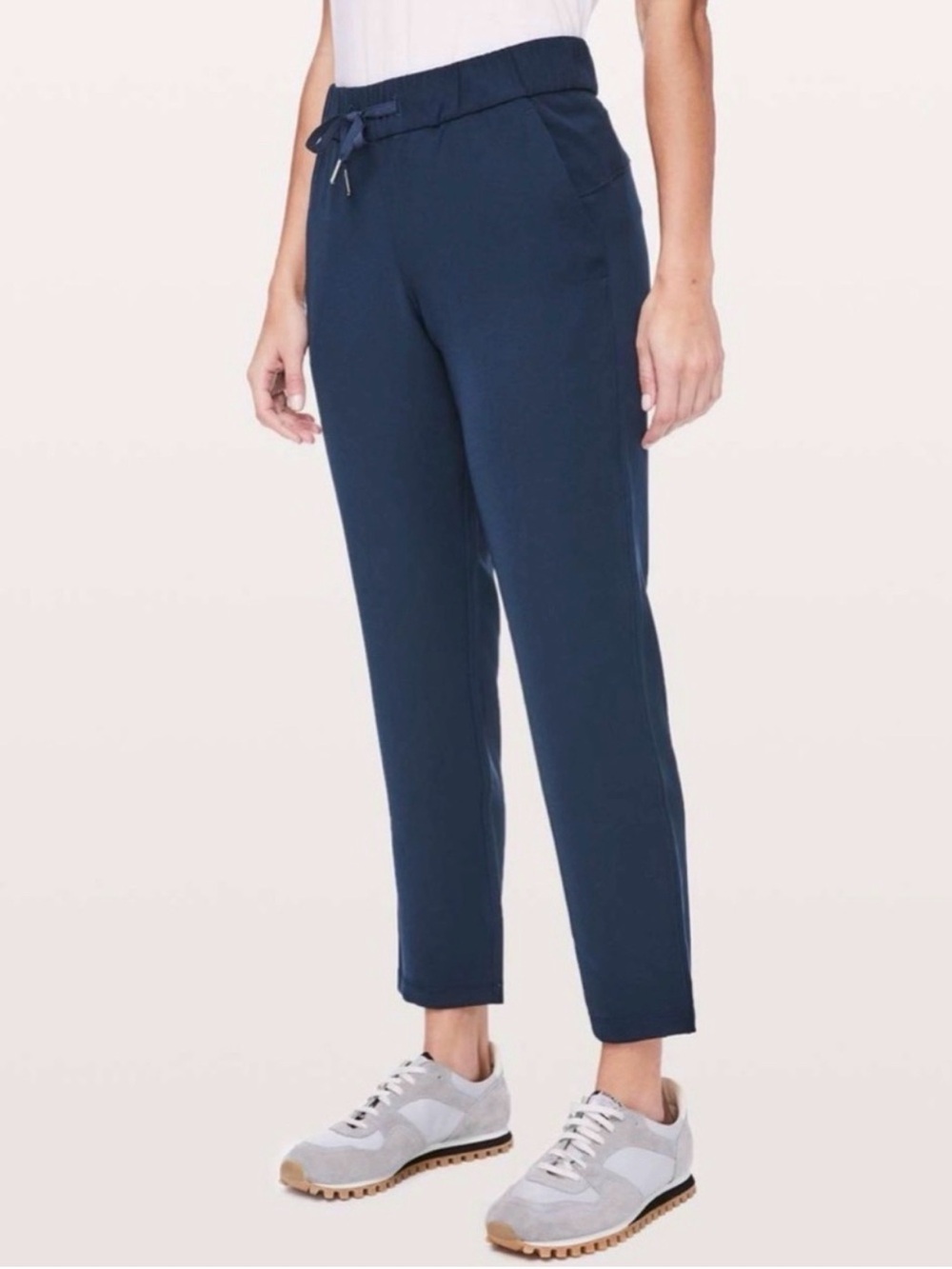 Lululemon On the Fly Crop Size 8